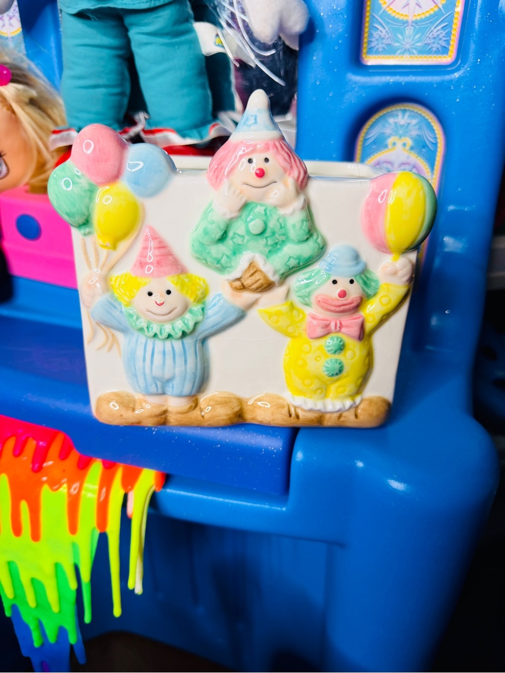 Colorful clown ceramic holder